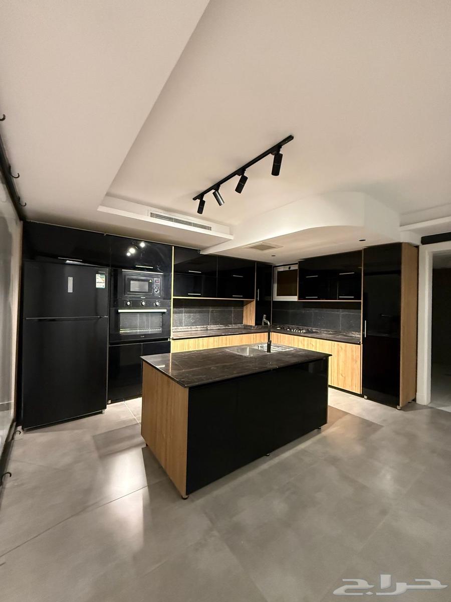 شقة 2 غرف في العيون 2