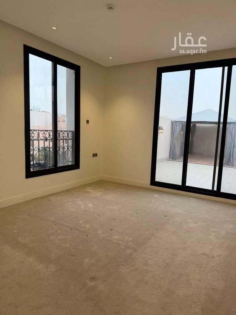 شقة 4 غرف في النزهة 1