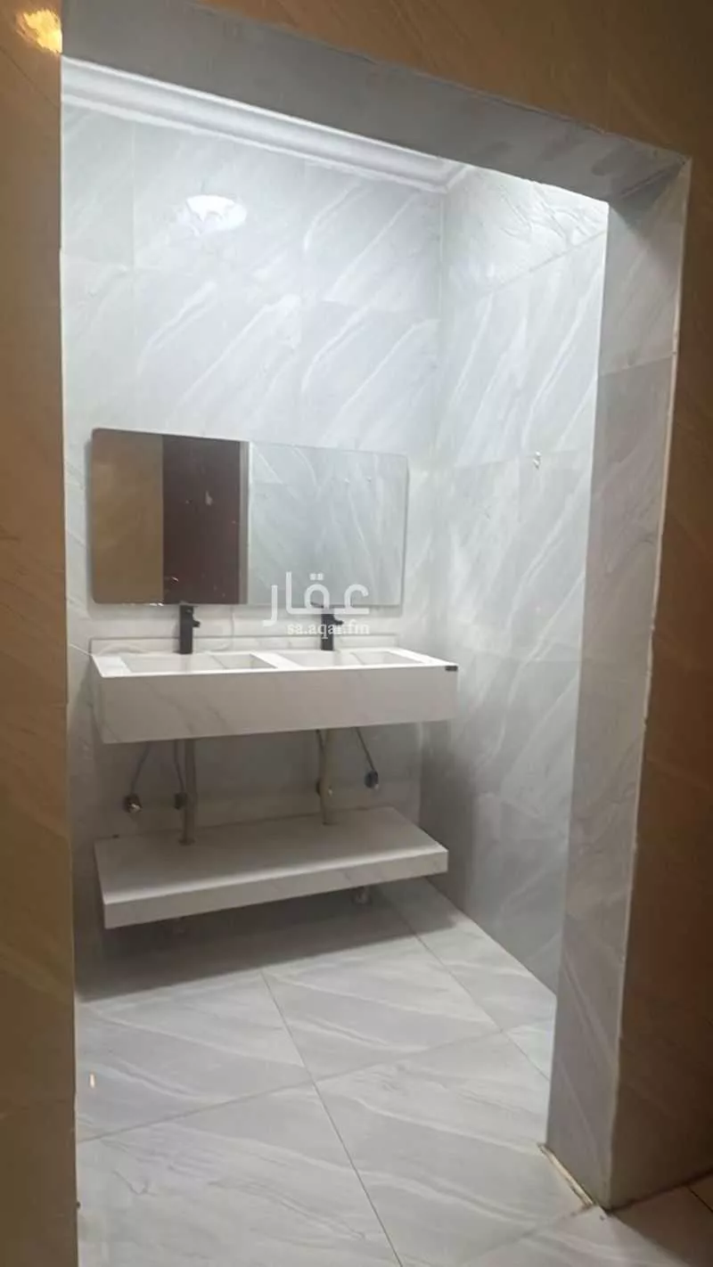 شقة 4 غرف في الشفا 2