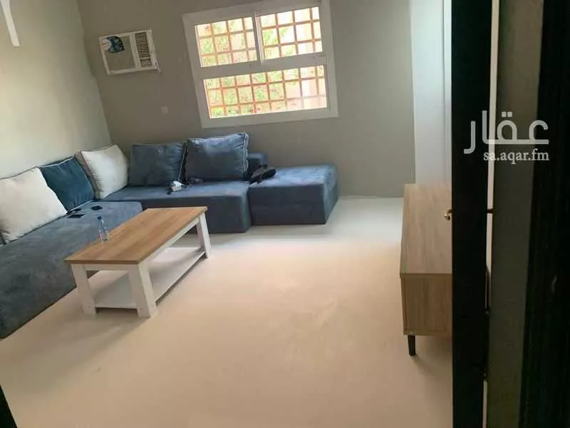3 bedroom floor in Al Rabie 4