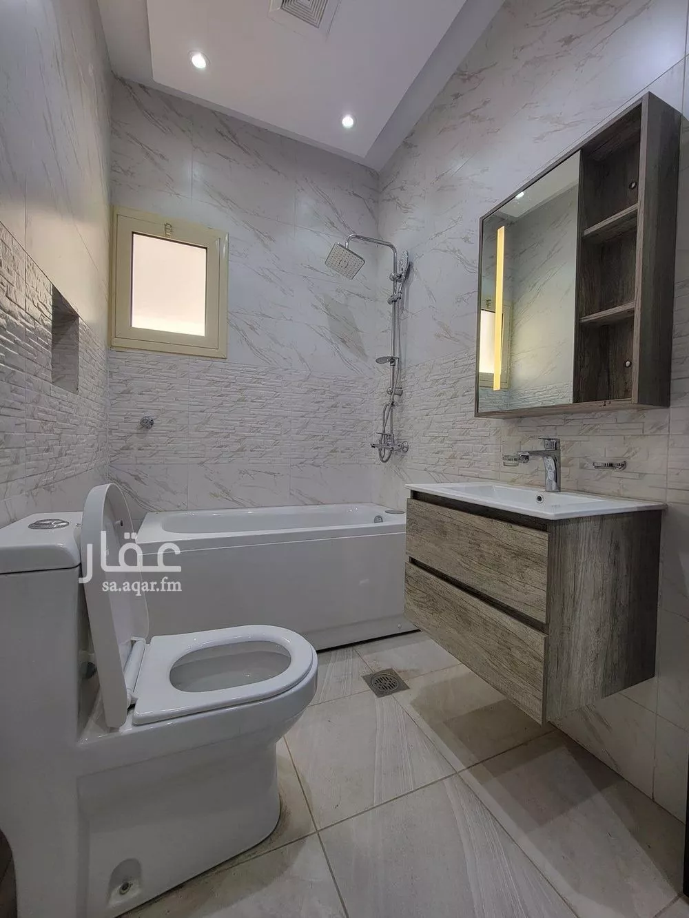 شقة 5 غرف في المروة 4