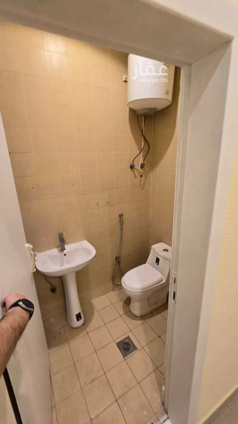 شقة 3 غرف في الديرة 2