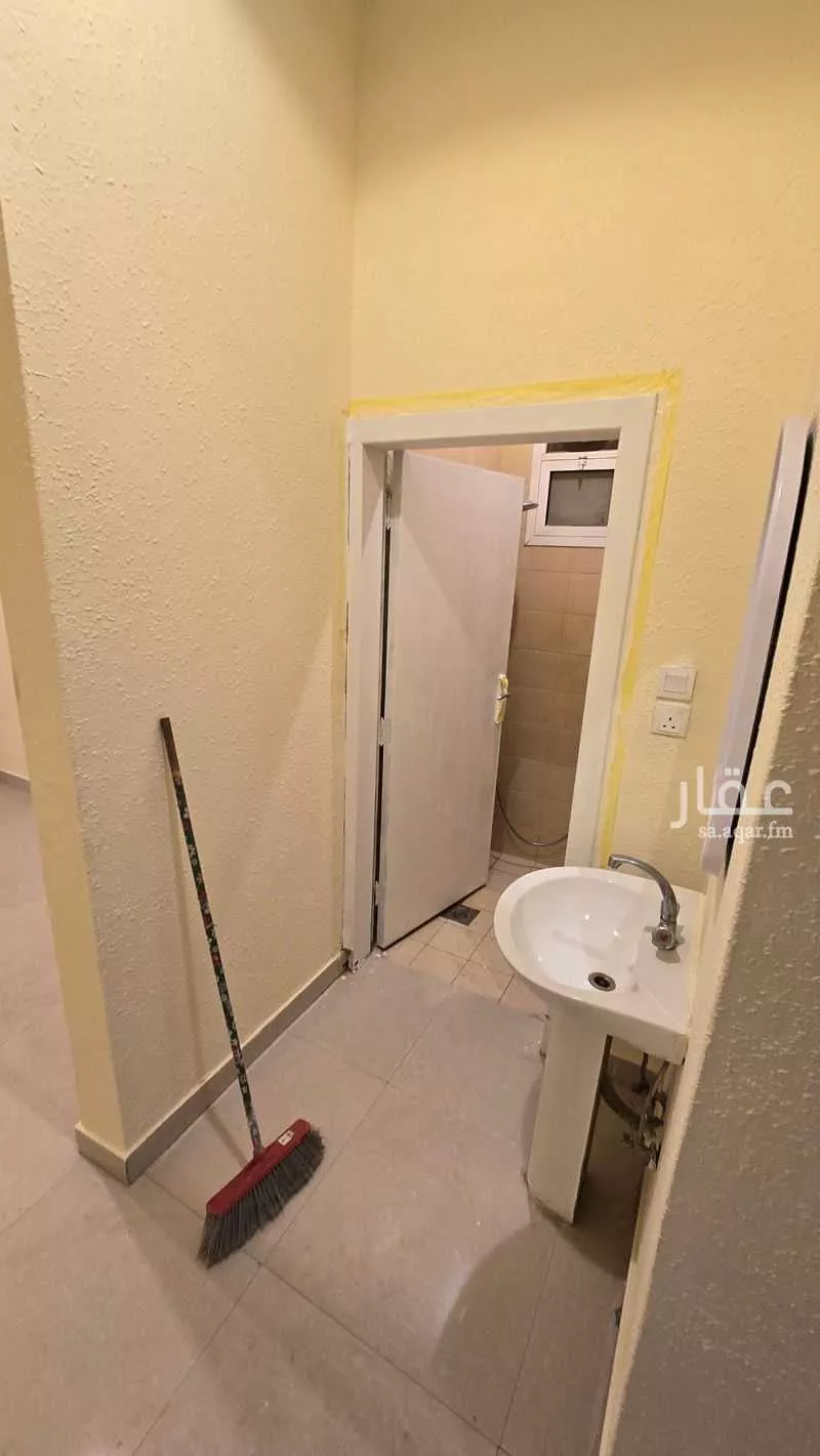 شقة 3 غرف في الديرة 5