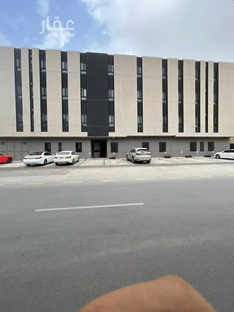 4 bedroom apartment in Al Salam, Riyadh 17