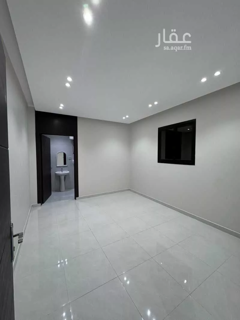 شقة 3 غرف في الرمال 2