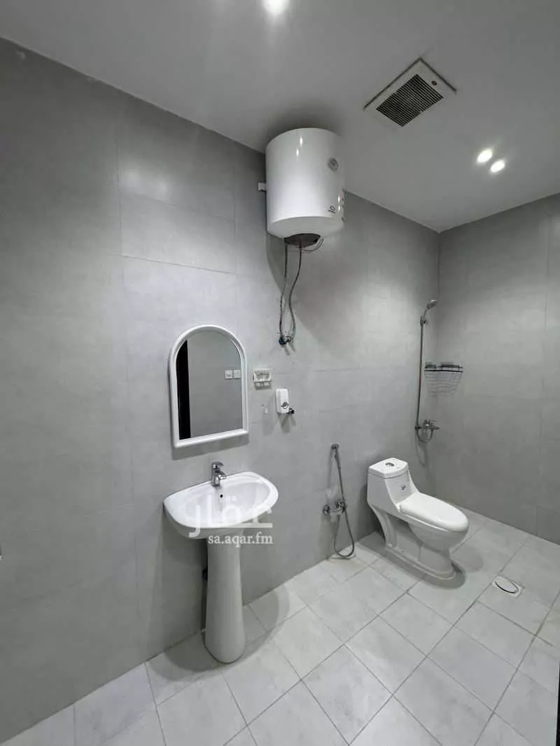 شقة 3 غرف في الرمال 5