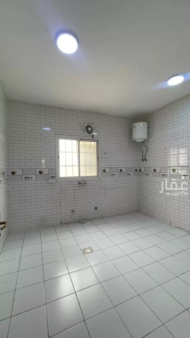 شقة 3 غرف في الرمال 4