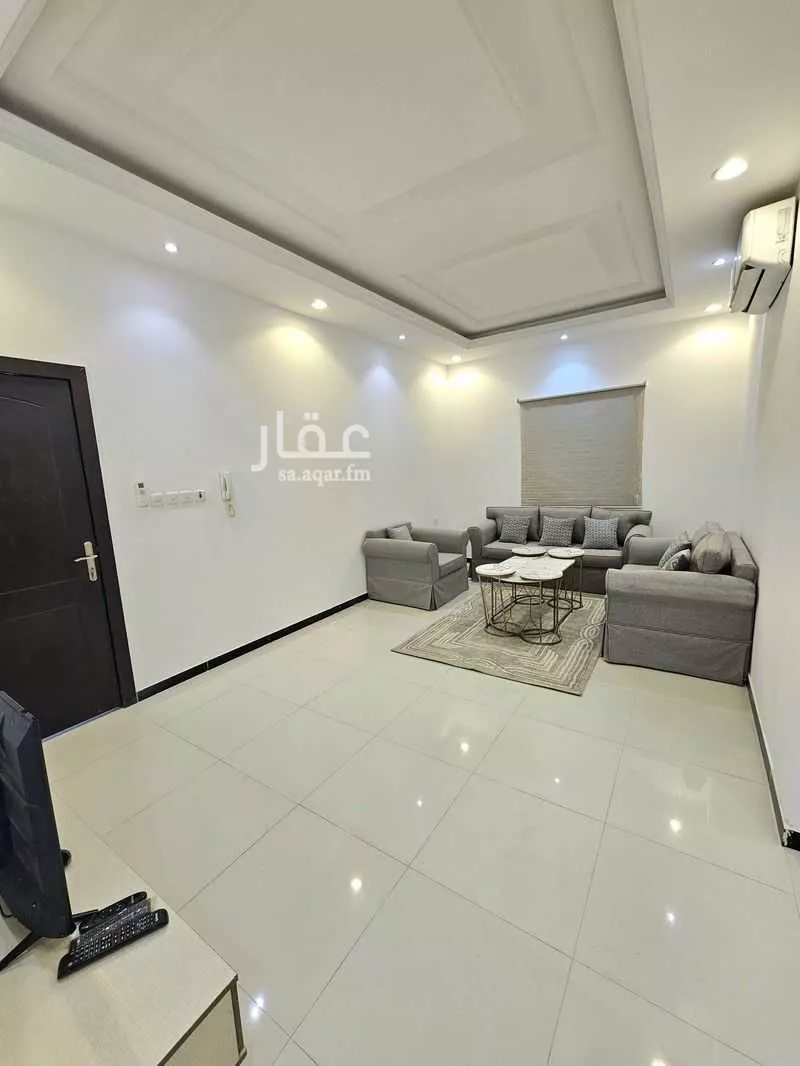 شقة 3 غرف في الملقا 4