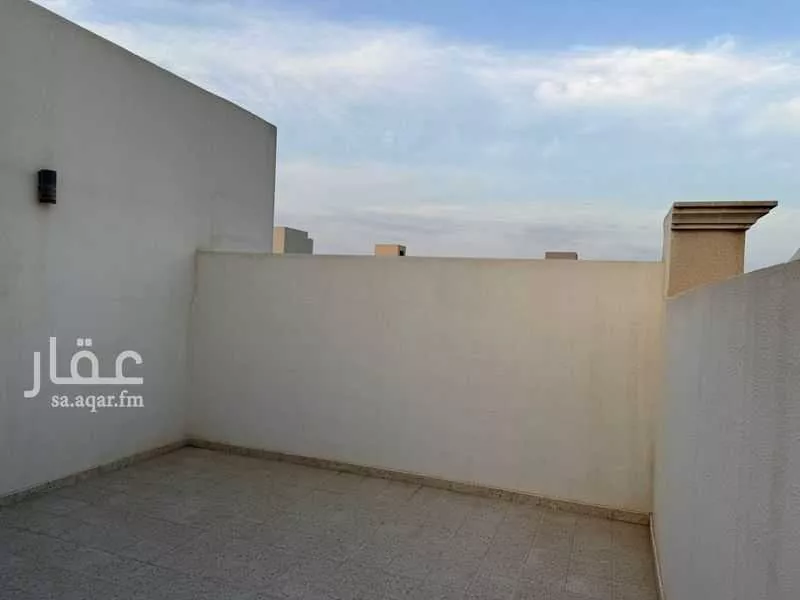 2 bedroom floor in Al Qairawan 7