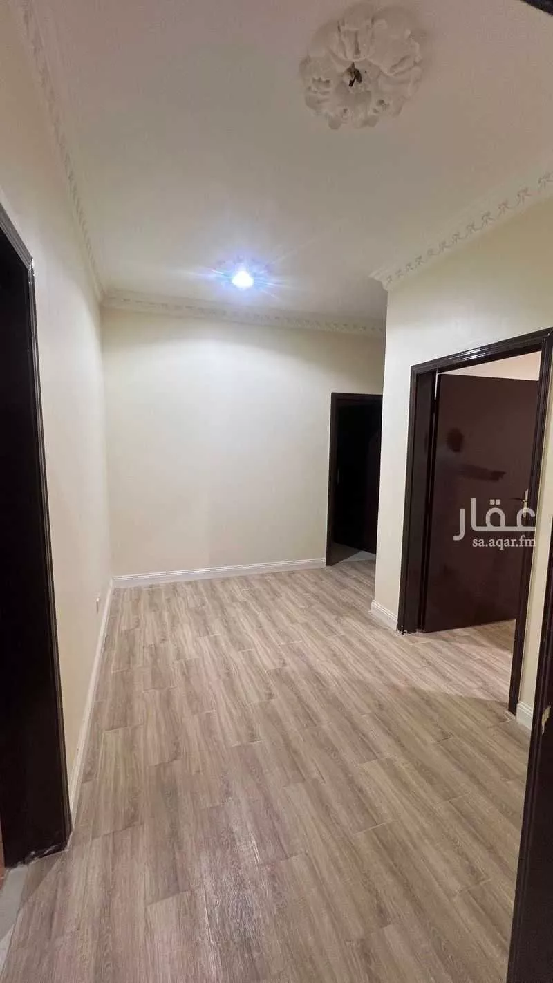 شقة 4 غرف في الملقا 2