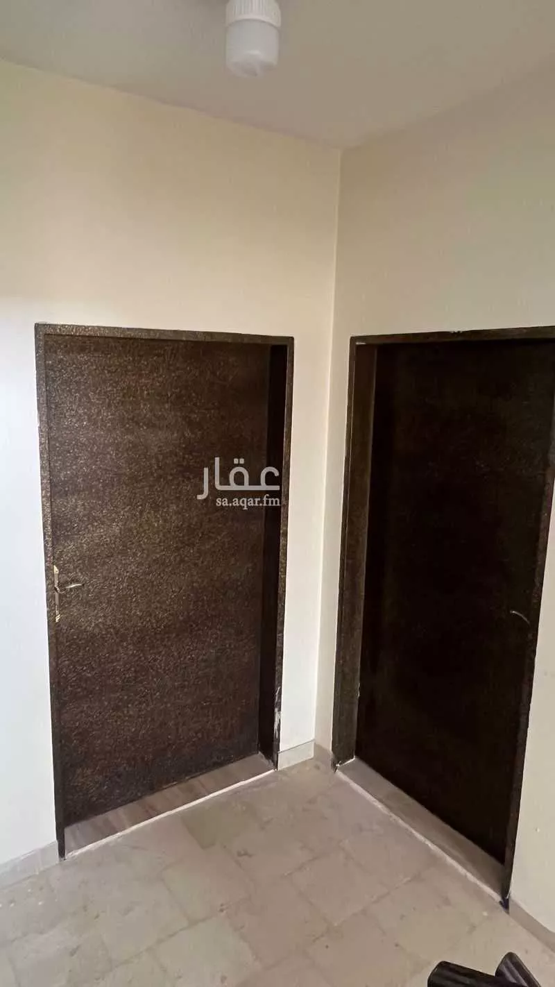 شقة 4 غرف في الملقا 3