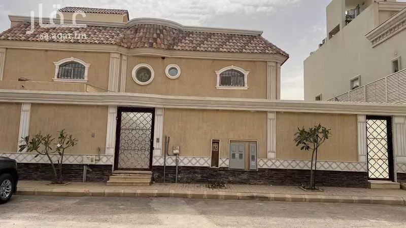 4 bedroom apartment in Al Malqa 6
