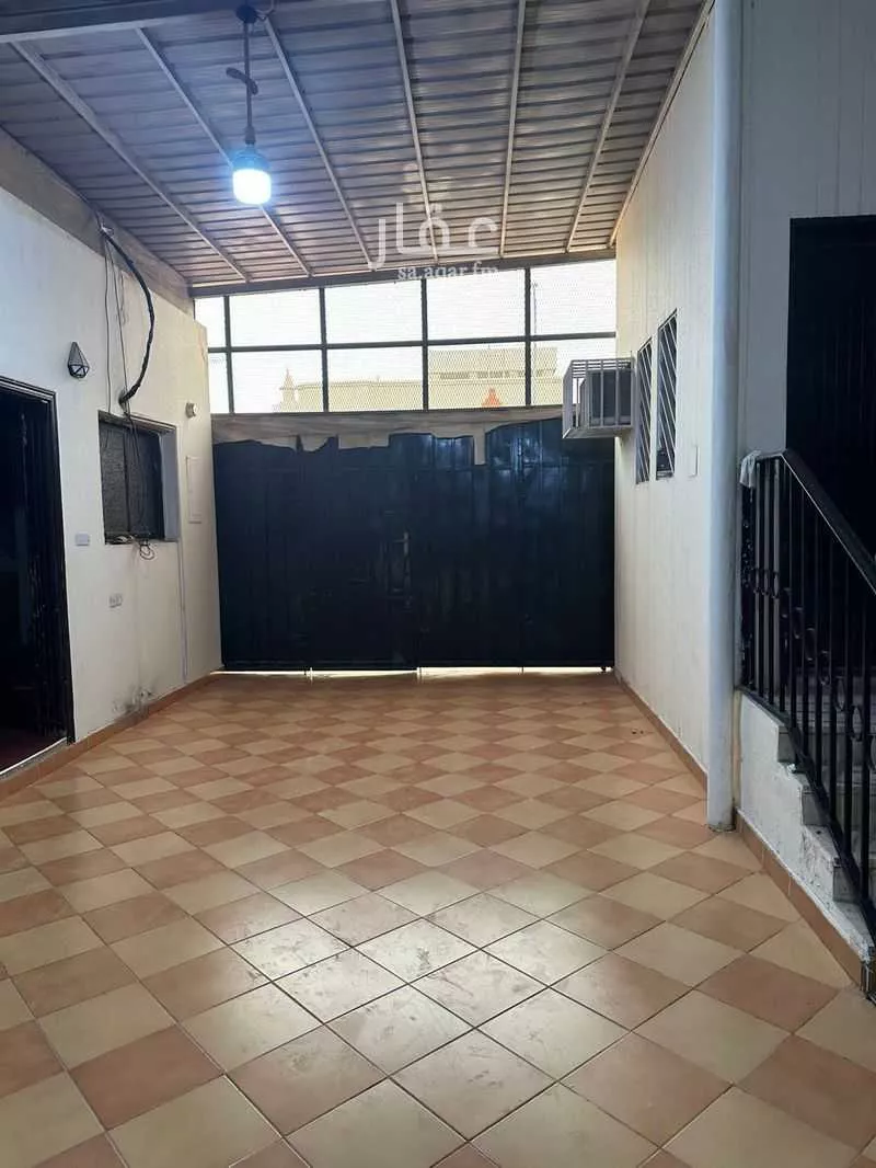 فيلا 7 غرف في النموذجية 2