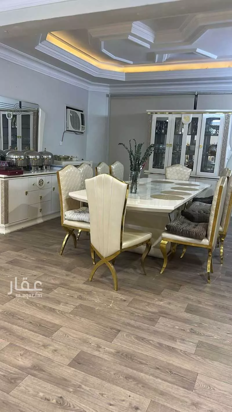 فيلا 7 غرف في النموذجية 4