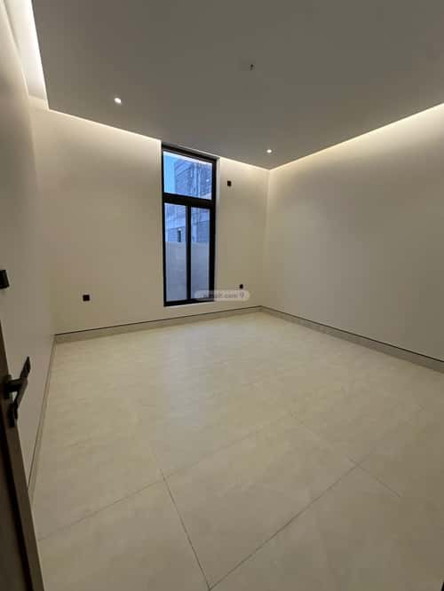 فيلا 5 غرف في السيف 1