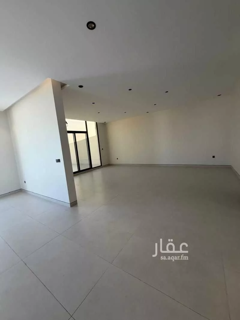 6 bedroom apartment in Al Rabwa 11