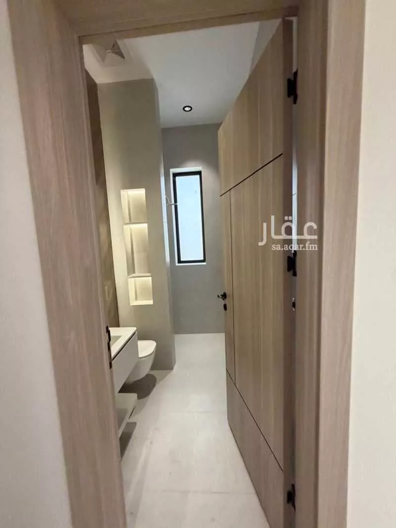 6 bedroom apartment in Al Rabwa 13