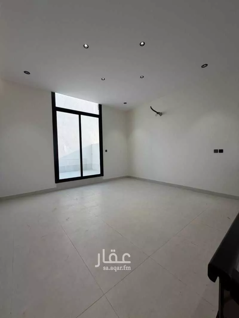 6 bedroom apartment in Al Rabwa 7