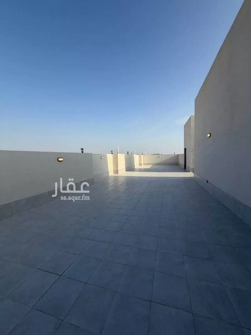 6 bedroom apartment in Al Rabwa 9