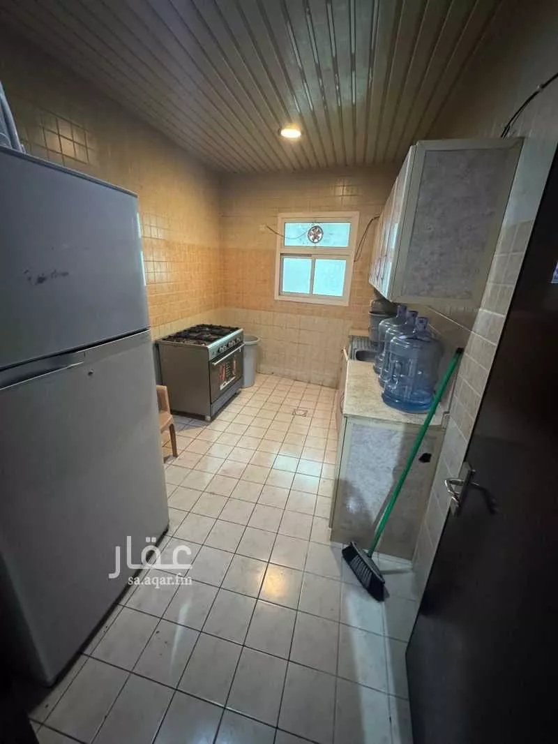 شقة 2 غرف في السعادة 5