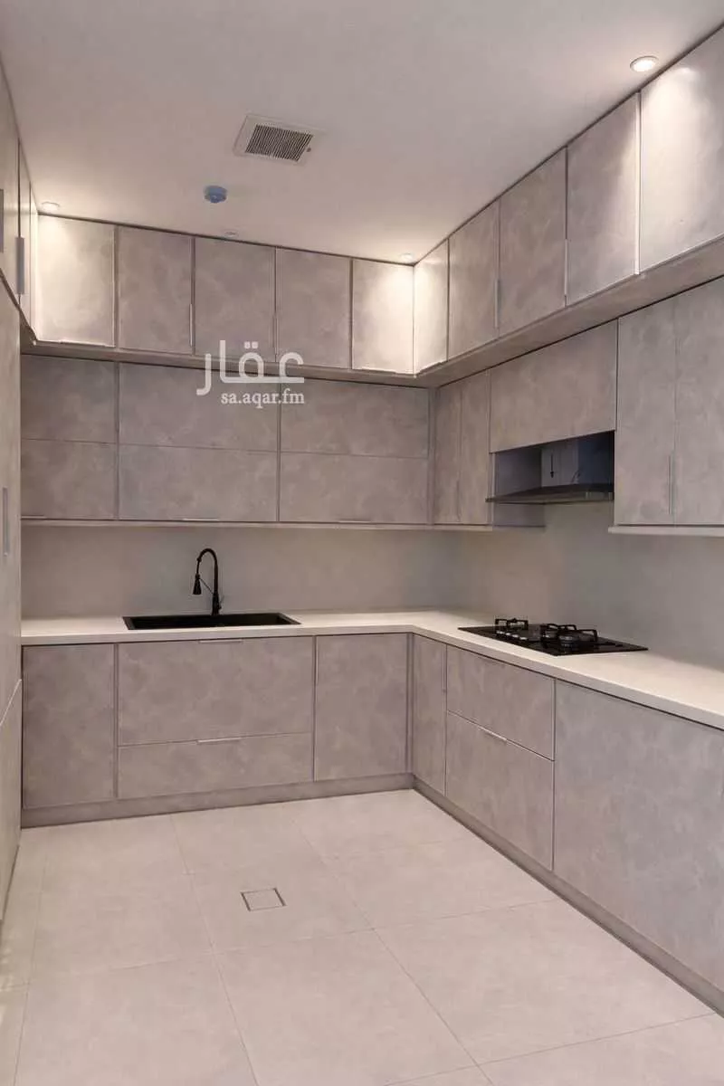 3 bedroom apartment in Al Yasmin 2