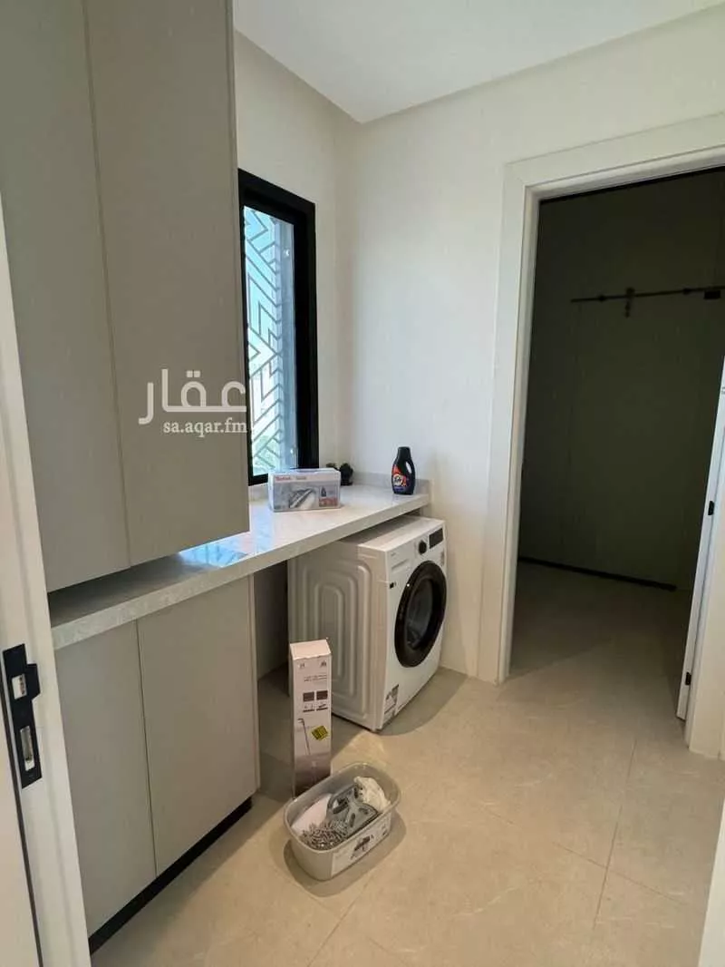 4 bedroom apartment in Al Qairawan 4