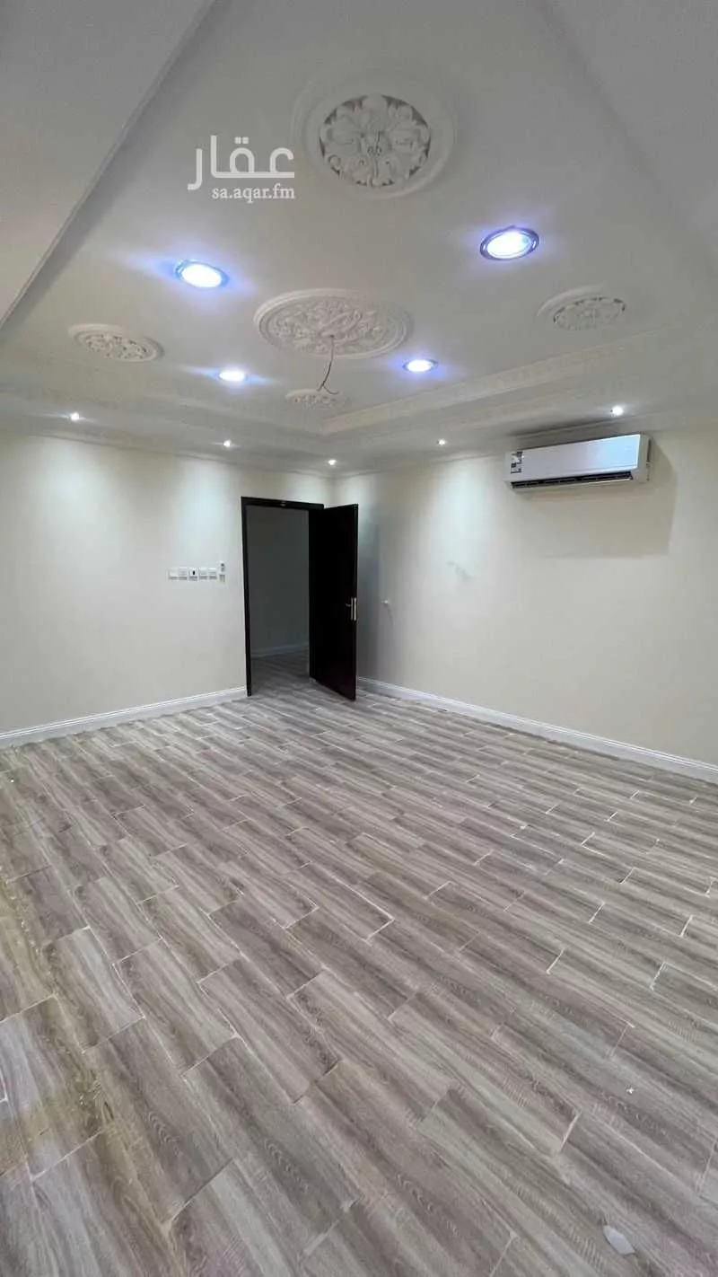 4 bedroom floor in Al Malqa 14