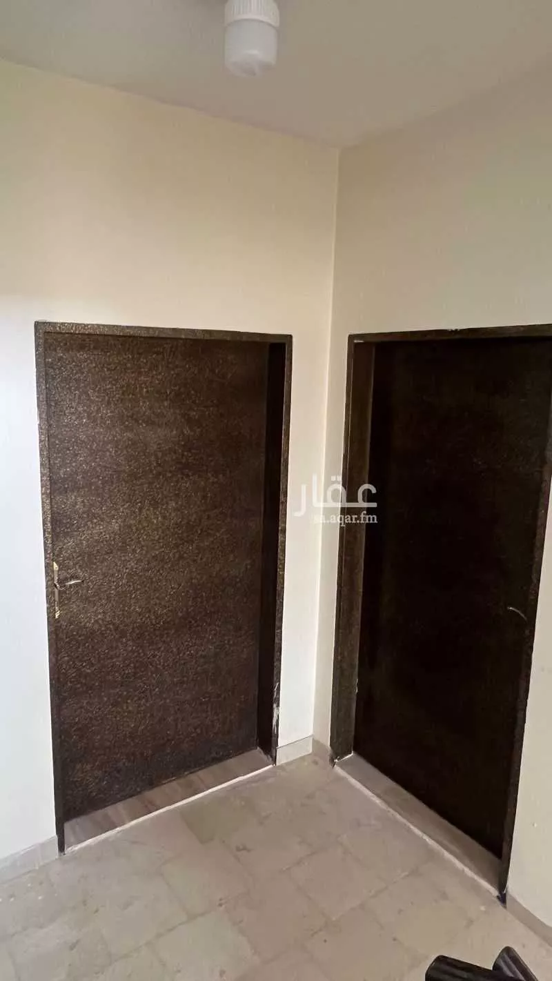 دور 4 غرف في الملقا 4