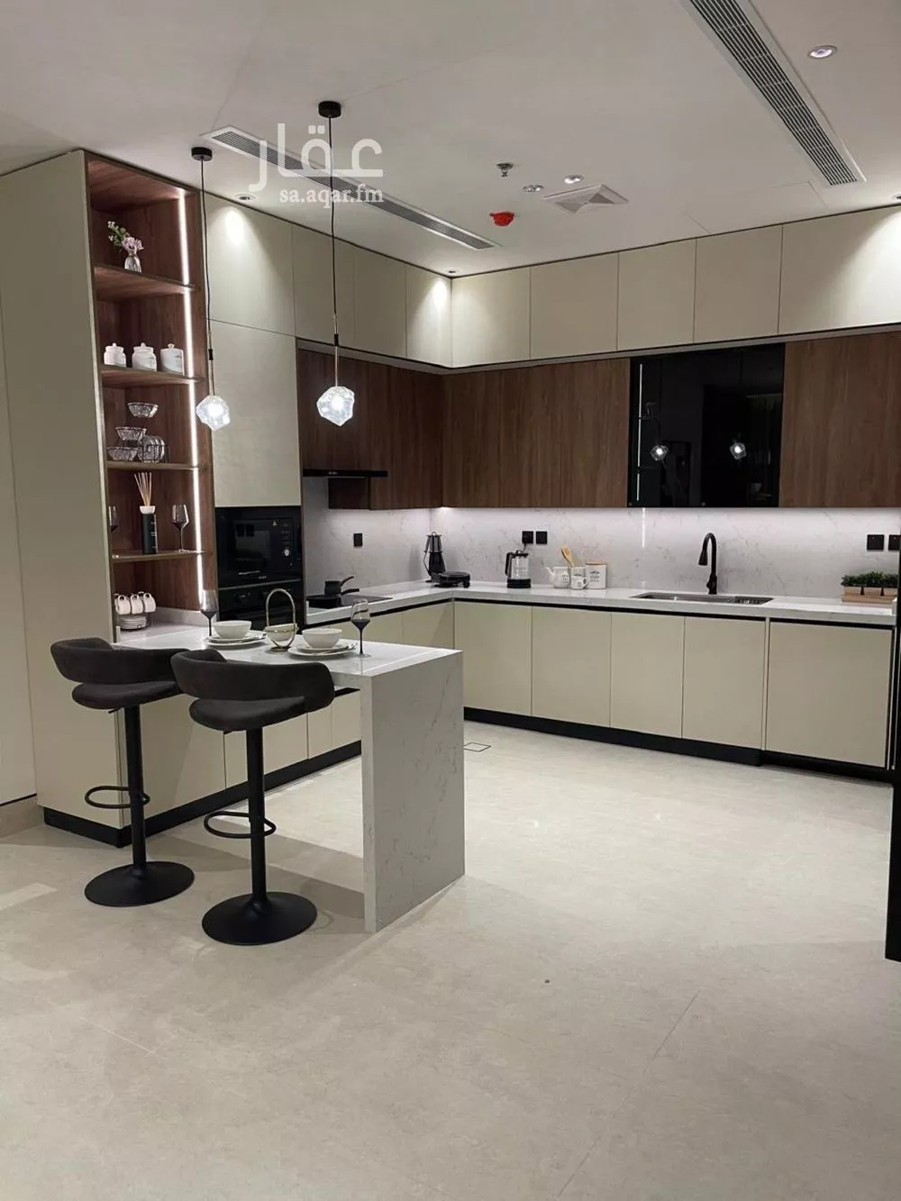 5 bedroom apartment in Al Bandariyah, Eastern Province 6