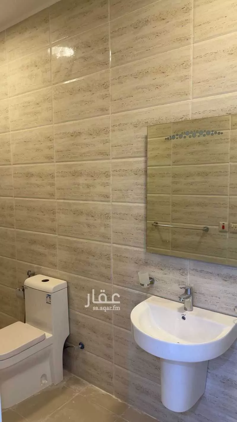 6 bedroom apartment in Al Sadd, Madinah 8