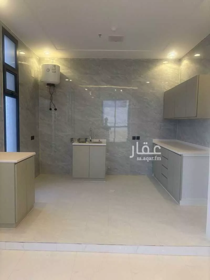 3 bedroom apartment in Al Rimal 3