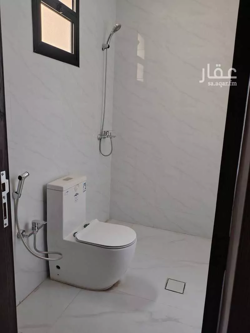 دور 5 غرف في السعادة 19