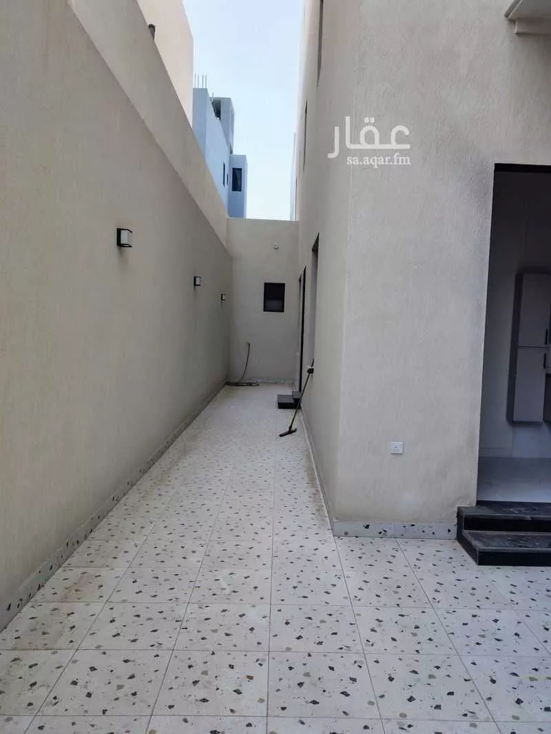 دور 5 غرف في السعادة 6