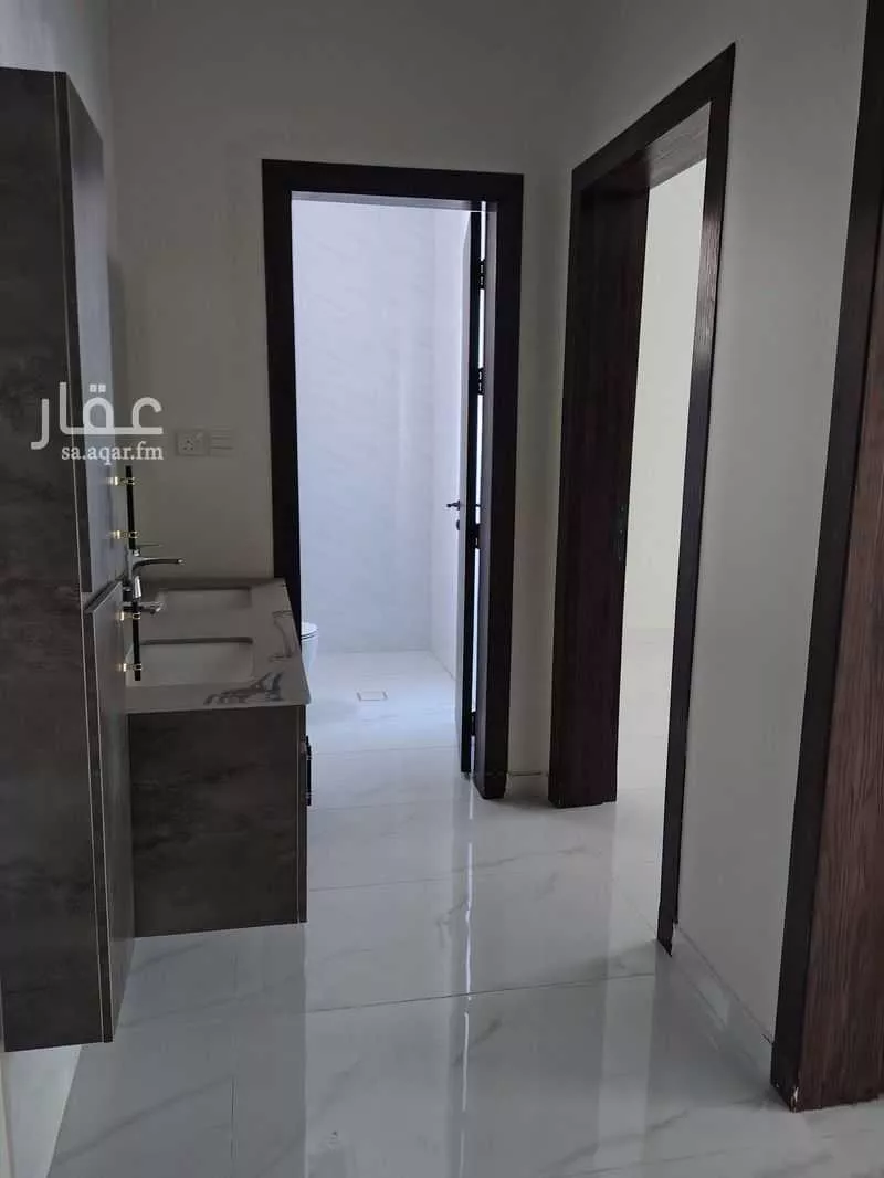دور 5 غرف في السعادة 10