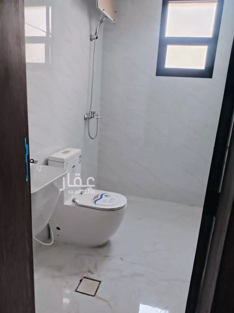 دور 5 غرف في السعادة 5