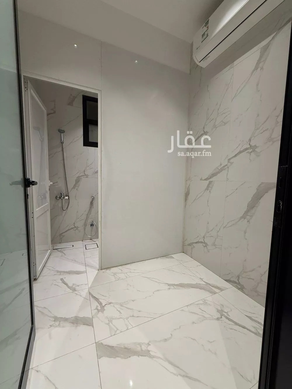 دور 5 غرف في العارض 12