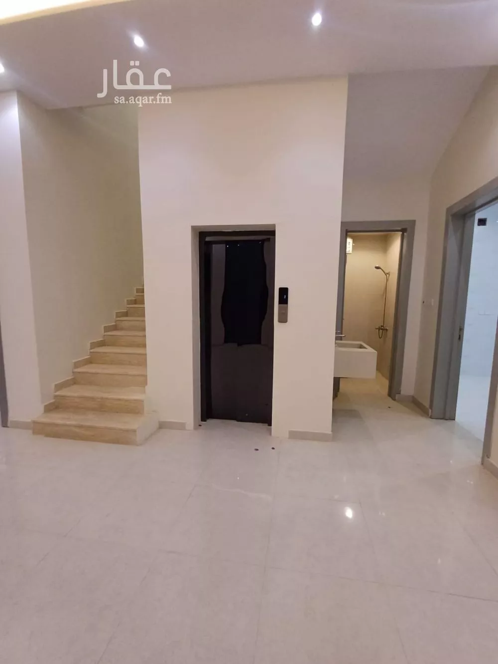 7 bedroom villa in Ash Sharq 15
