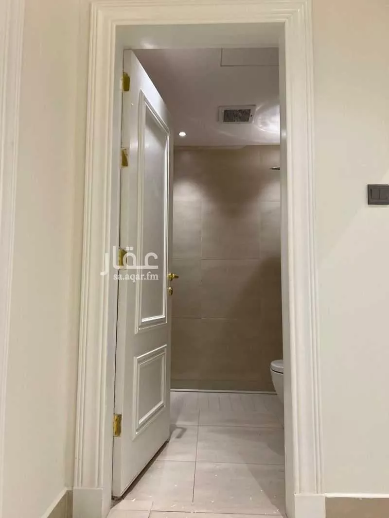 3 bedroom apartment in Al Malqa 5