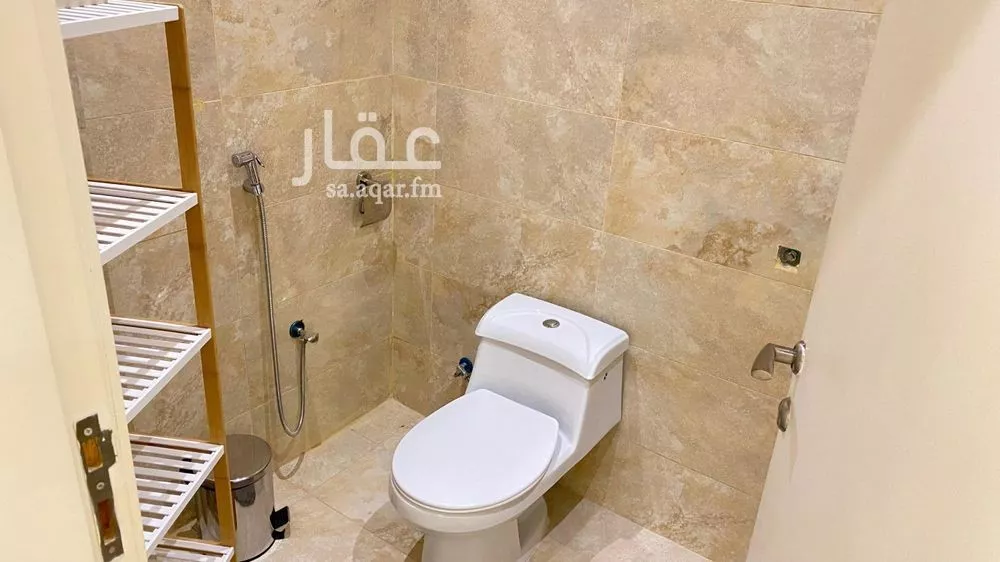 شقة 2 غرف في الملقا 9