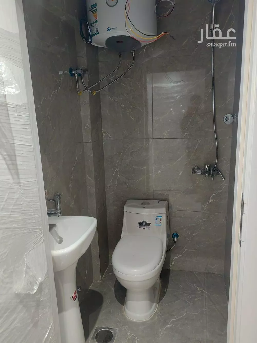 1 bedroom apartment in King Fahd 13