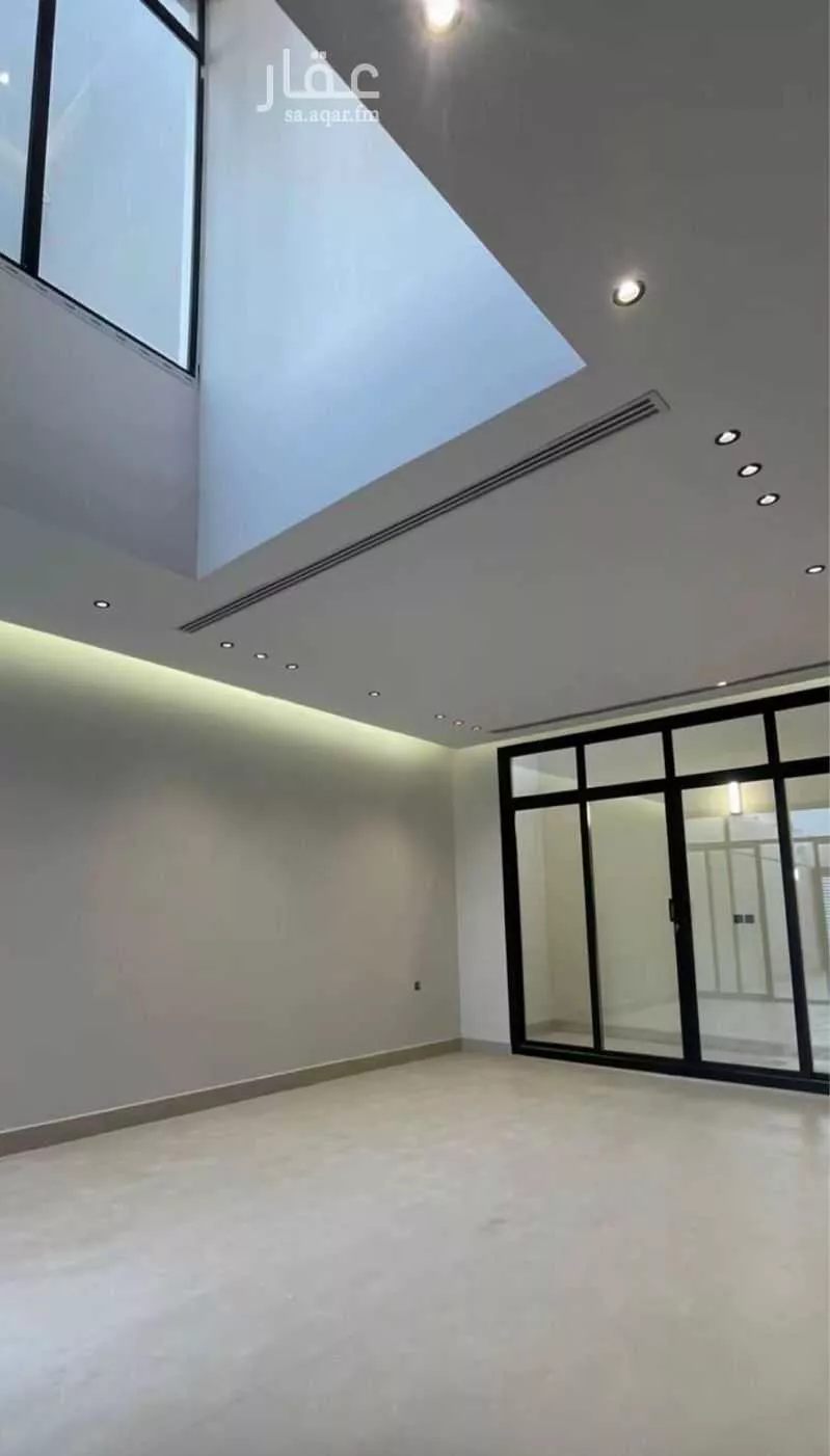 7 bedroom villa in Al Mahdiyyah 2