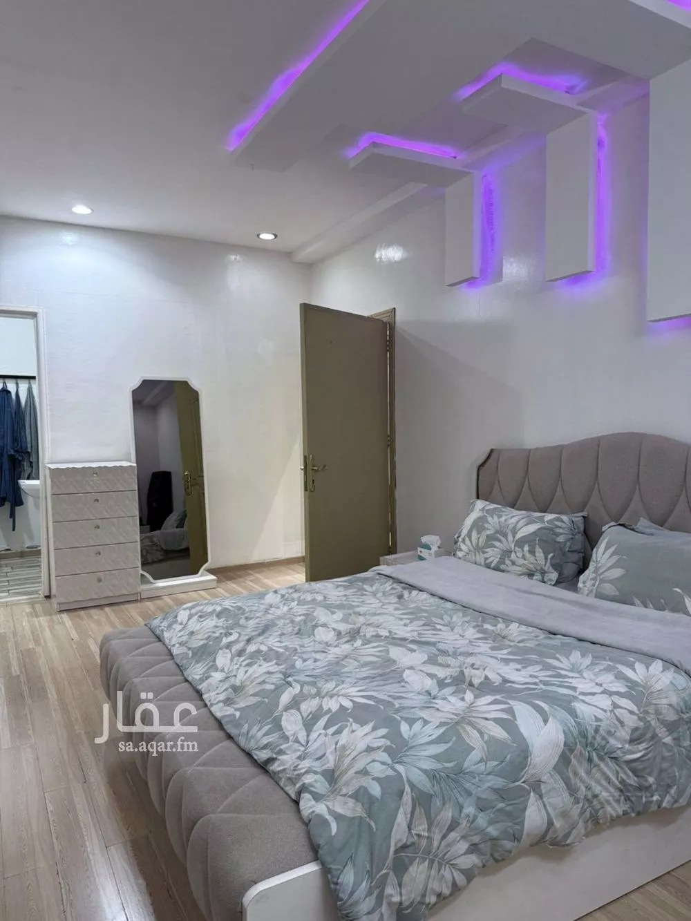 5 bedroom apartment in Al Yarmouk 11