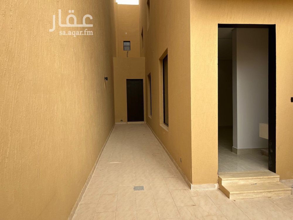6 bedroom villa in Dhahrat Namar, Riyadh 2