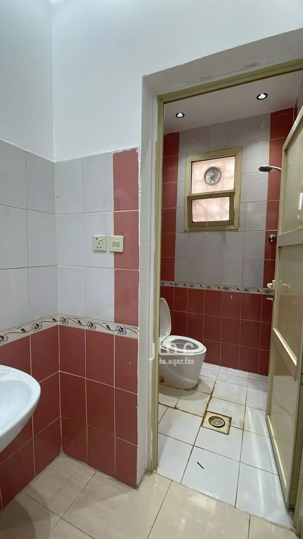 2 bedroom apartment in Dhahrat Laban 7
