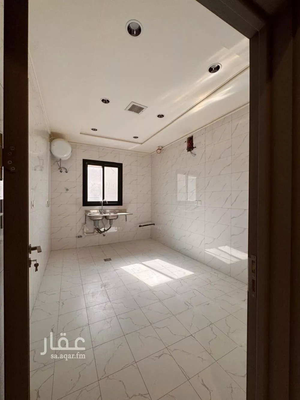 3 bedroom floor in Al Munsiyah 3