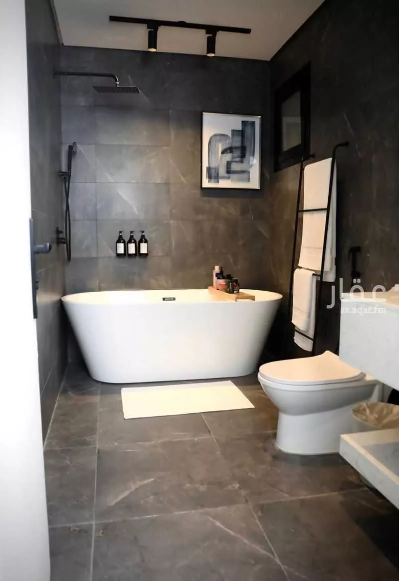3 bedroom apartment in Hittin 6