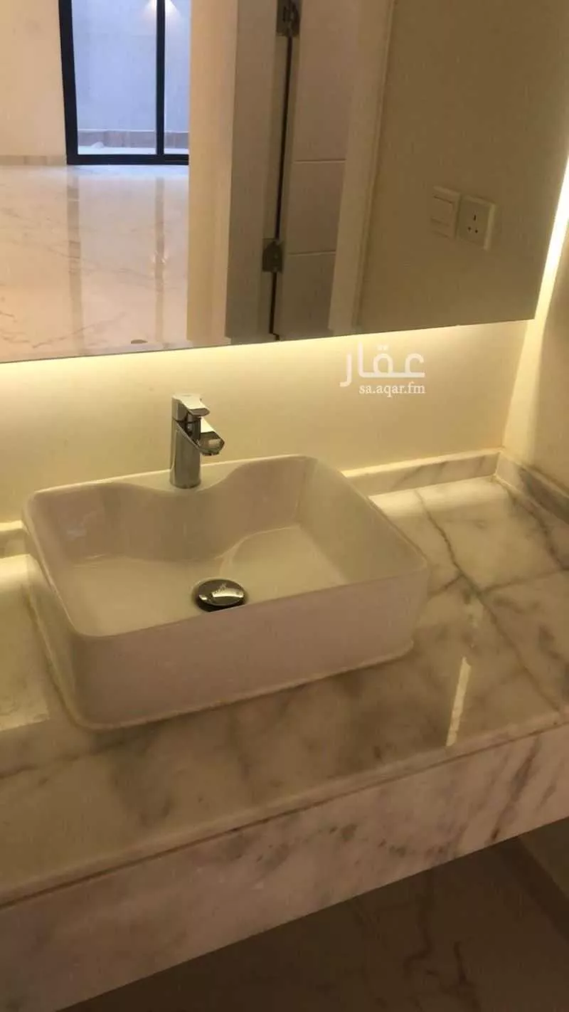 شقة 3 غرف في عرقة 3