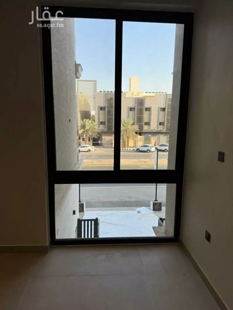 3 bedroom apartment in Al Malqa 19