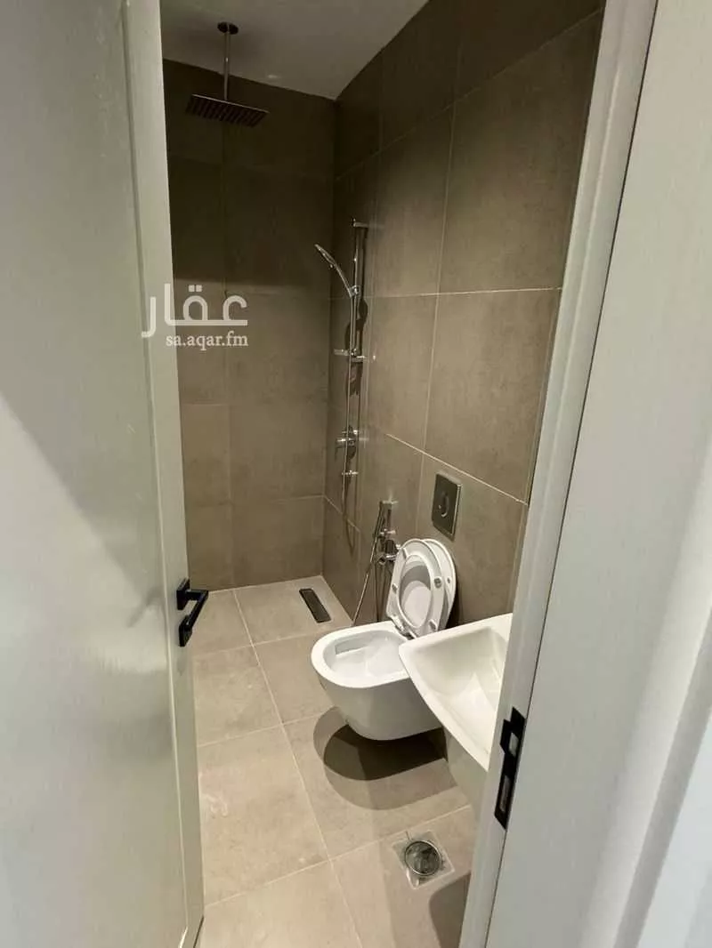 3 bedroom apartment in Al Malqa 22