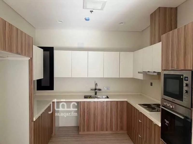 3 bedroom apartment in Al Rimal 6